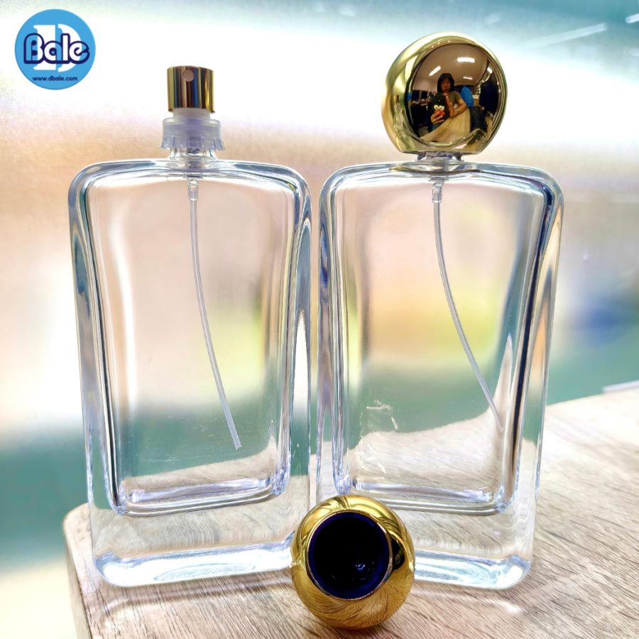 jpf224 100ml. ขวดน้ำหอม ทรงเหลี่ยม ฝาสเปรย์ทรงกลม สีทองเงา