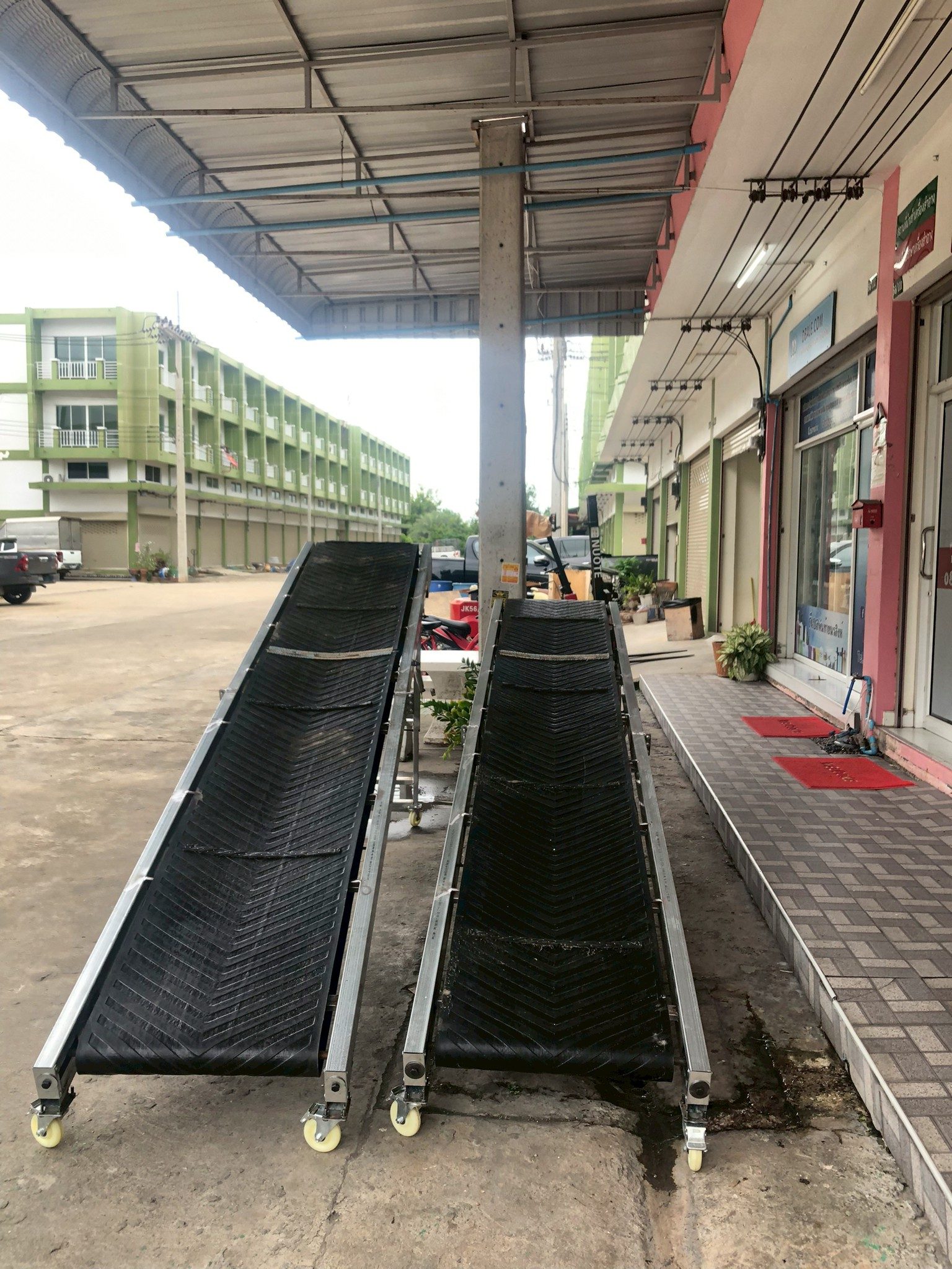 สายพาน OPTM ยาว 4 เมตร กว้าง 60cm ยกสูง 1.2-1.5เมตร ราคาถูก panyachemipan.com