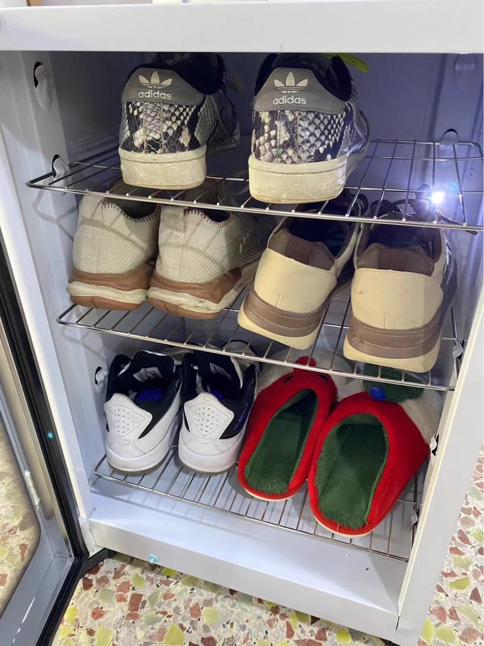 เครื่องอบรองเท้าอัจฉริยะ (Shoe Dryer and Sterilizer) ตัวช่วยที่จะเปลี่ยนชีวิตเท้าของคุณให้ดีขึ้น! – รายละเอียด 19