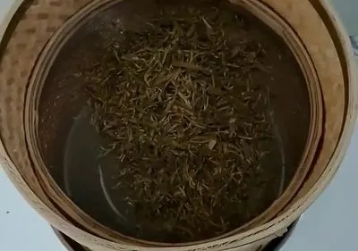 เกลี่ยวัตถุดิบบาง ๆ